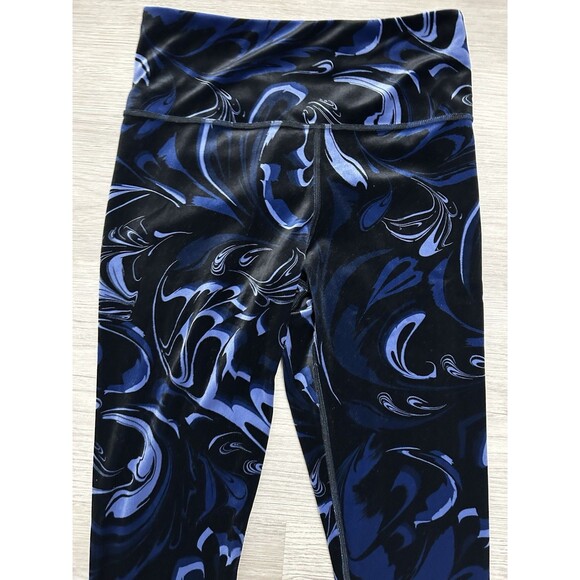 Athleta Women's Elation Velvet Tight Color Agate Paisley Black soft small - Picture 2 of 7